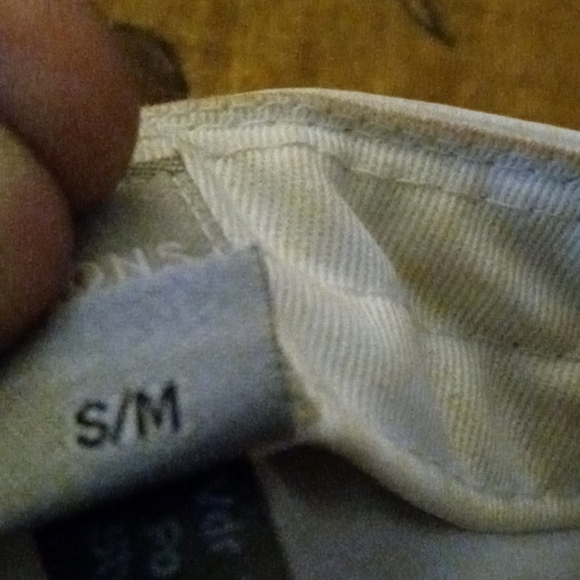 Wilson leather hat need clean but good condition - Picture 4 of 4